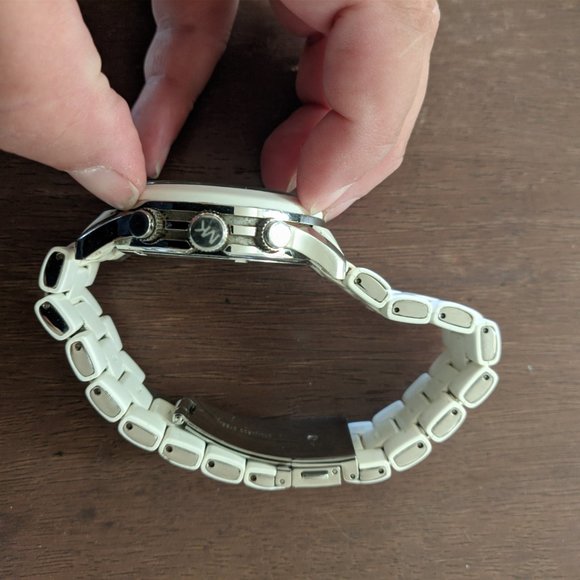 Michael Kors Runway White Chrono Unisex Watch - MK8108 - Picture 9 of 11